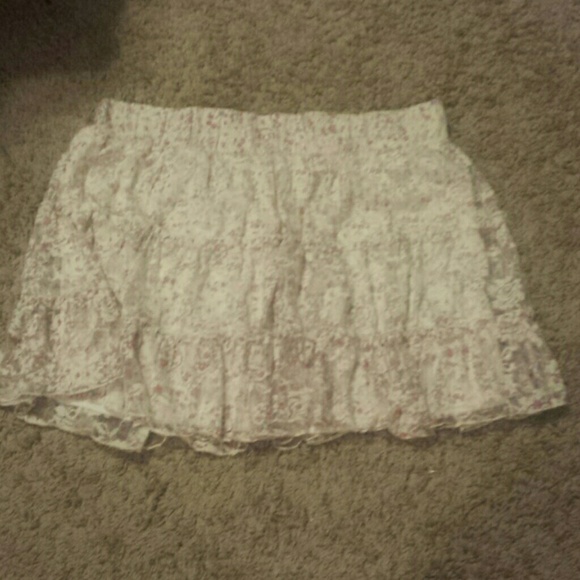 Tan skirt with pink and green and blue flowers - Picture 1 of 1