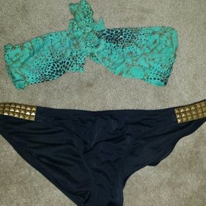 Halter bikini