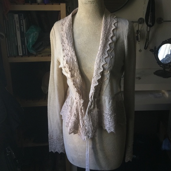 Anthropologie Guenivere Cardigan Medium