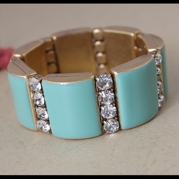 Light blue  enamel rhinestone bracelet new