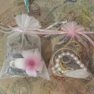 💫on hold💫 Two jewelry grab bags!