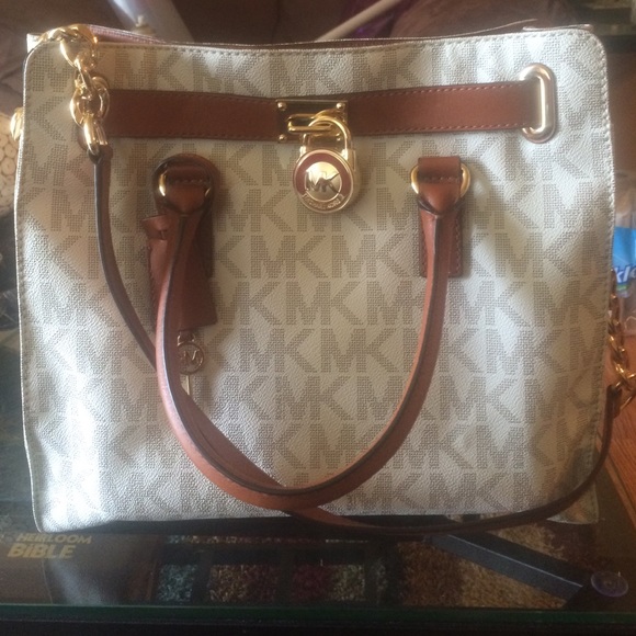 Michael Kors Hamilton Large logo satchel