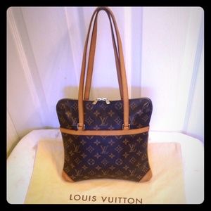 ON HOLD - 💯% Authentic LV Sac Coussin GM