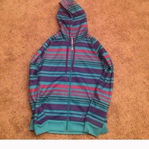 Underarmor sweatshirt size medium