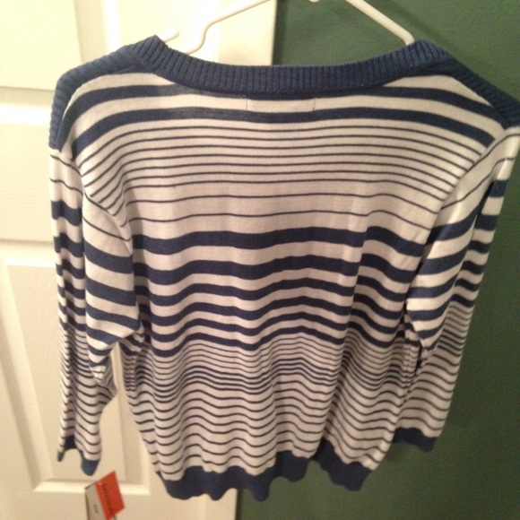 Striped Sweater ⚓️ - Picture 2 of 4