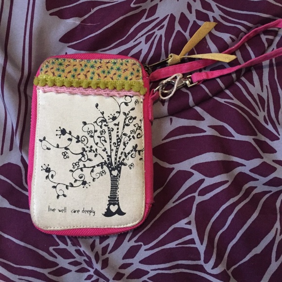 Francesca's wallet