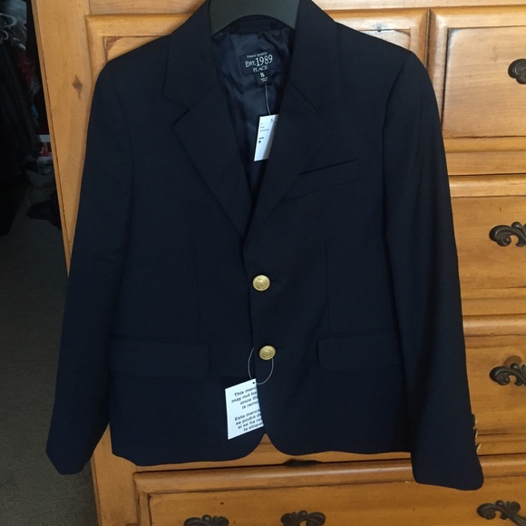 Boys dark blue blaizer. 🙇
