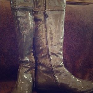 Women's boots