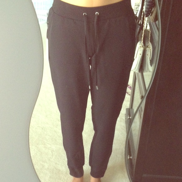 Juicy Couture Pants - Black Juicy Couture Pants