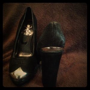Women's pumps