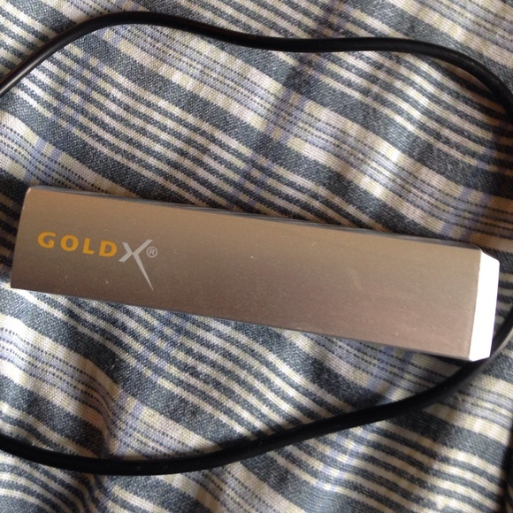 Gold X portable charger