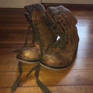 Steve Madden Boot