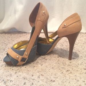 Guess by Marciano never worn brand new heels