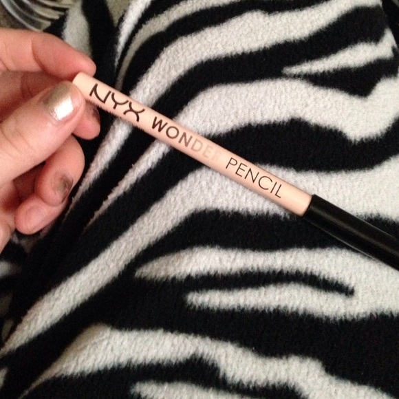 Nyx Wonder Pencil .