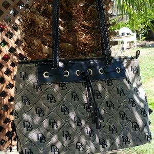 Authentic preowned Dooney & Bourke handbag