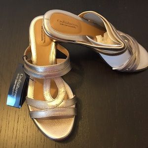 Gorgeous champagne sandals. Comfort++. NWT