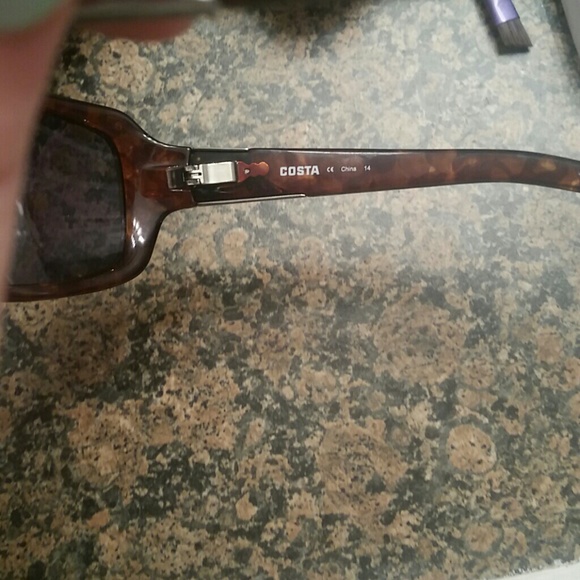 Sold - Picture 3 of 4