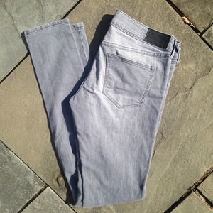 Super Skinny- Low rise Jeans - run smaller