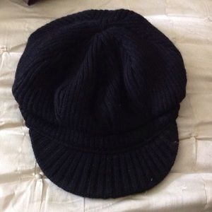 Black brim hat