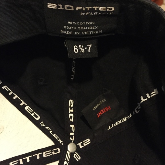 DC hat - Picture 2 of 2