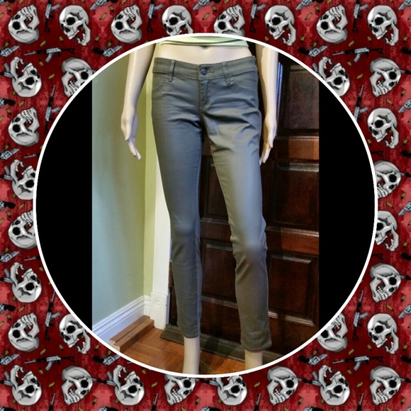 HOLLISTER  SKINNY PANTS