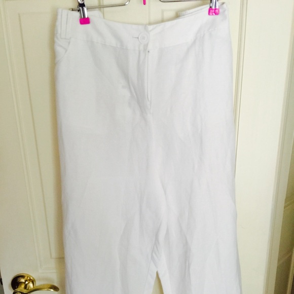 White linen Capri pants