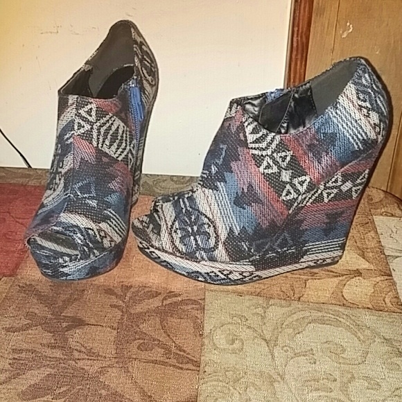 Multi color wedge heels