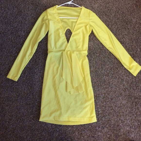 Dress - Picture 1 of 3