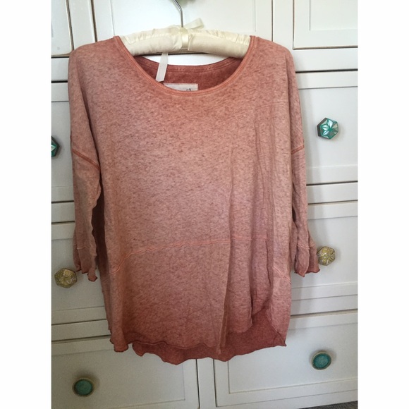 Red half sleeve top
