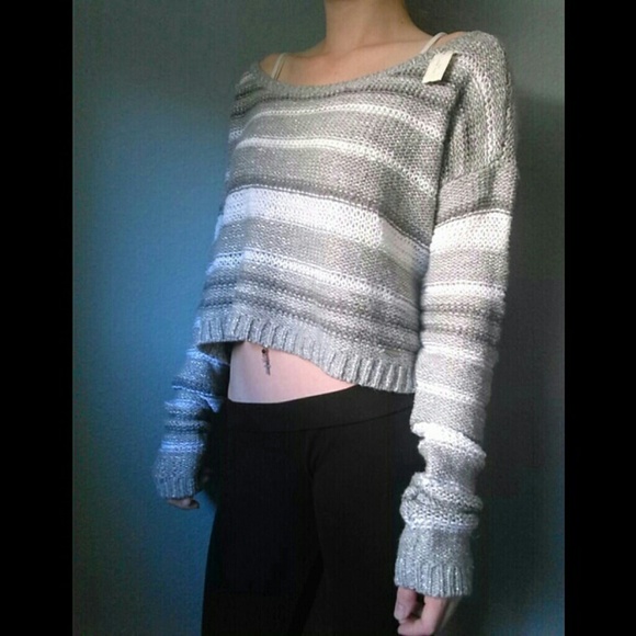 Gilly Hicks sweater