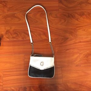 G BY GUESS Cross body bag