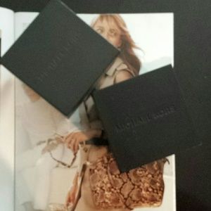 Michael Kors Watch Box With Cushion And Manual