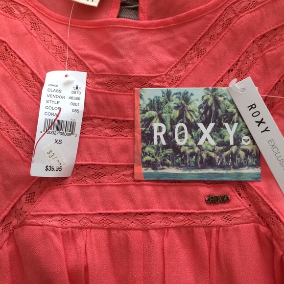 Adorable Roxy Dress - Picture 3 of 4