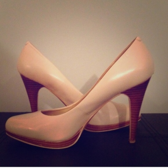 Nude Nine West heels