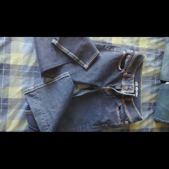 Victoria Secret Jeans - Picture 1 of 2