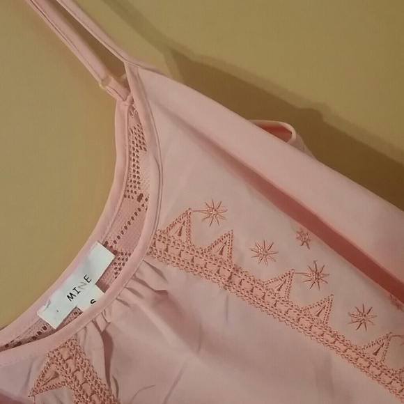 Sleeveless top - Picture 3 of 3