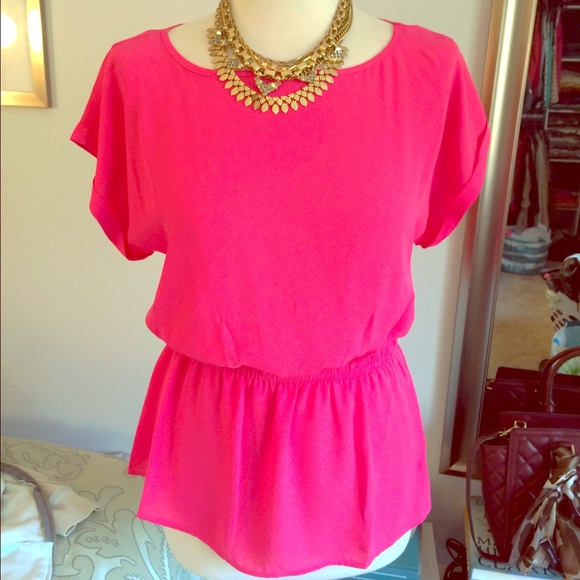 Tops - Hot pink peplum style blouse