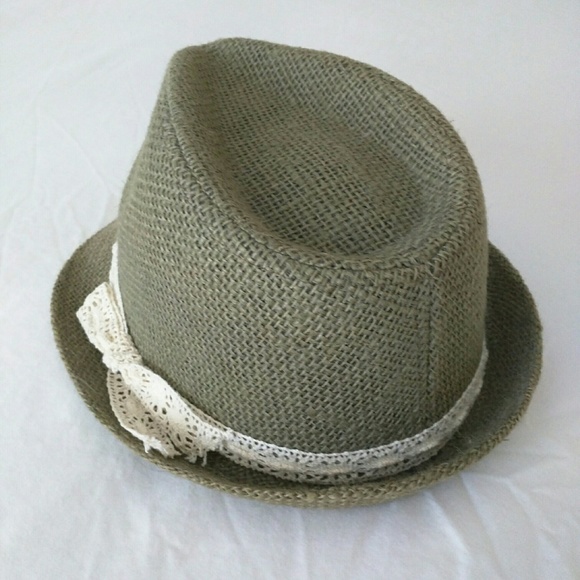 🆕 | ʟᴀᴄᴇ ᴅᴇᴛᴀɪʟ ғᴇᴅᴏʀᴀ - Picture 2 of 4