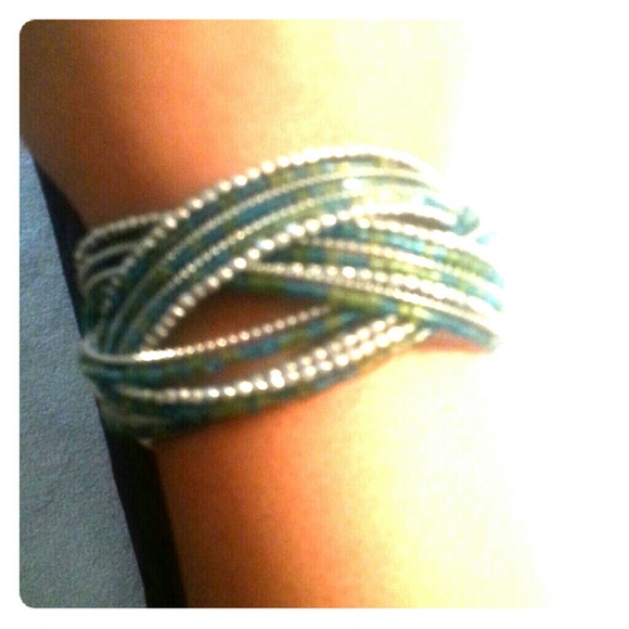 Beaded bracelet