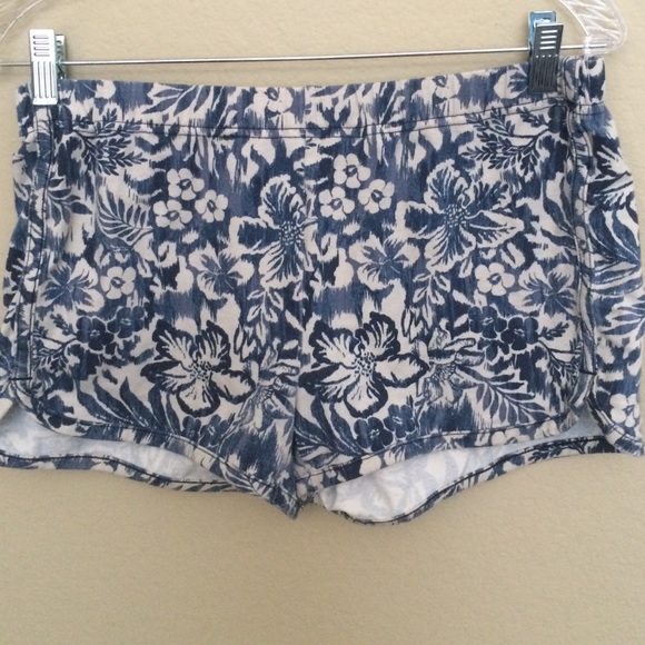Hollister tropical blue and white shorts