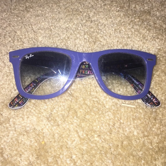 Rare print, ray-ban wayfarer sunglasses💥 - Picture 1 of 4