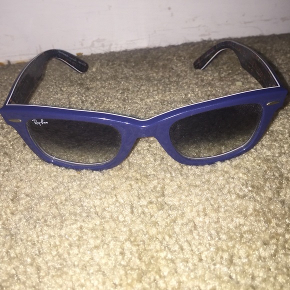 Rare print, ray-ban wayfarer sunglasses💥 - Picture 2 of 4