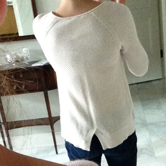 GAP - off-white knit sweater - Picture 2 of 4