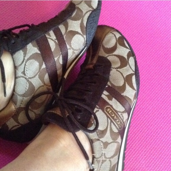 🔴SOLD🔴Coach Tennis Shoes - Picture 2 of 2