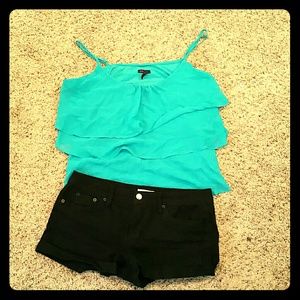 Light blue tiered tank