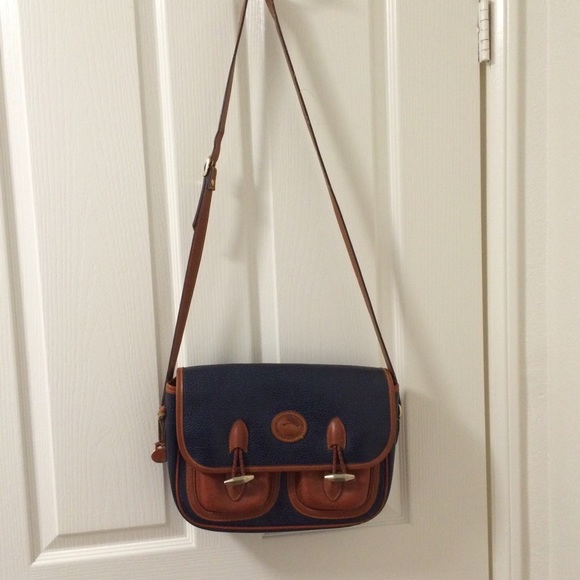 Dooney and bourke crossbody