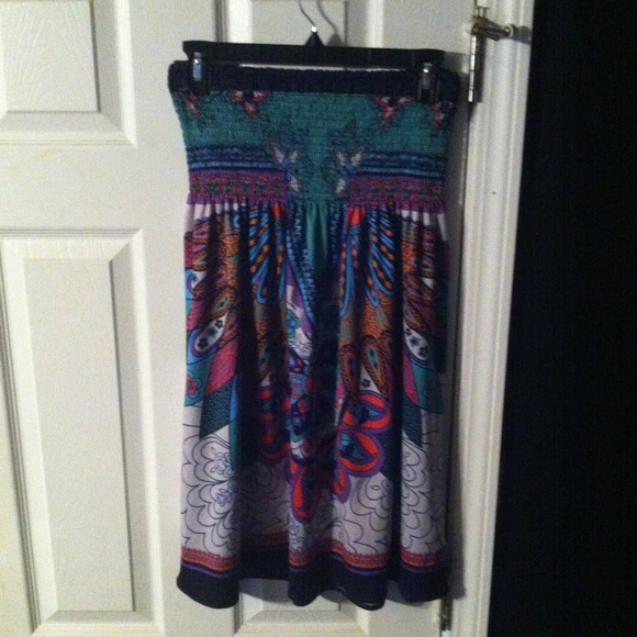 Strapless Summer Dress - Picture 2 of 3