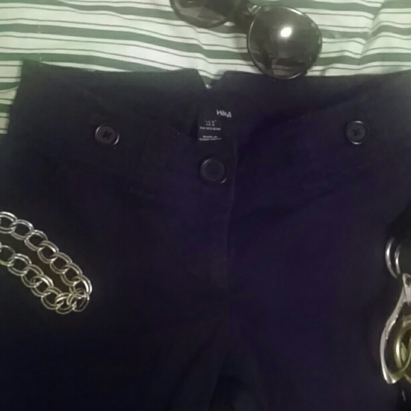 Capri's - Picture 2 of 2