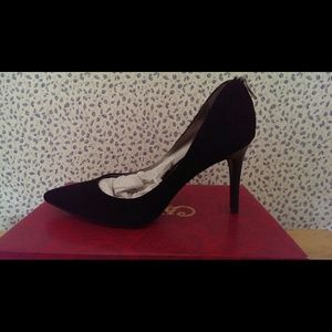 Black Suede Pump w/ Faux Zipper on Back