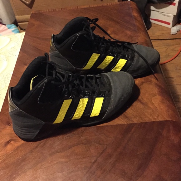Size 11 Adidas shoes